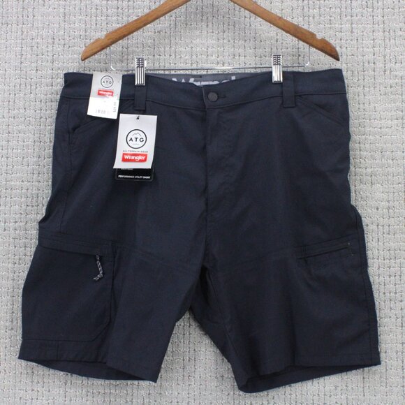 Wrangler ATG All Terrain Gear Cargo Shorts Mens Navy Blue 38 Stretch Outdoor NWT - Picture 1 of 7